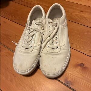 Women’s White Midform Vans